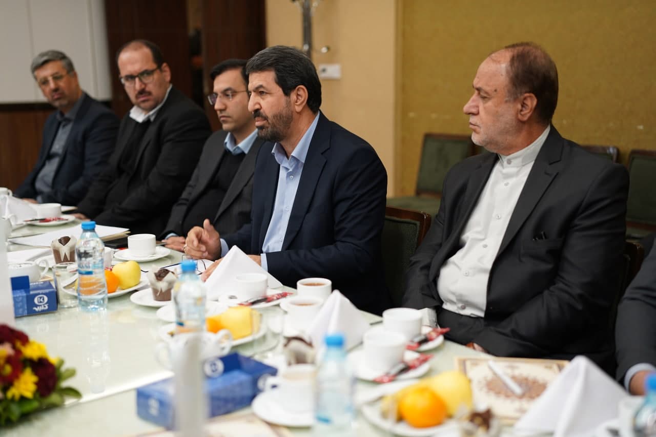 	نشست سالانه کارآفرینان برتر استان همدان 